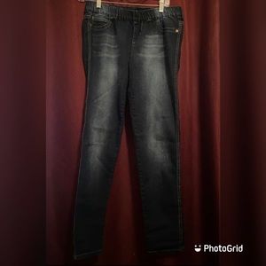 Celebrity Pink Jeggings